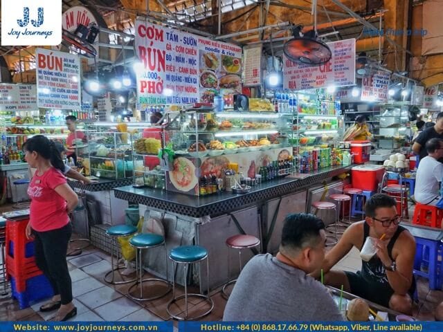 be thanh market tourist