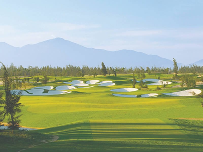 Montgomerie Links Golf 