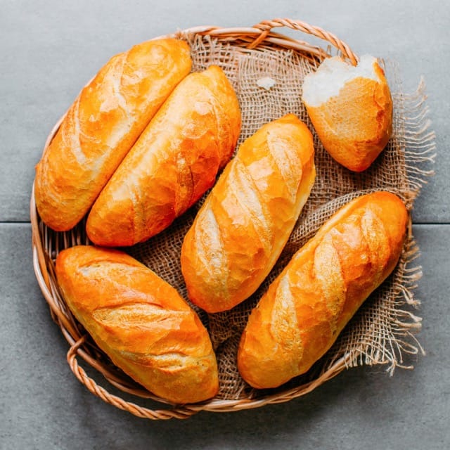 Crunchy Bread in Banh Mi