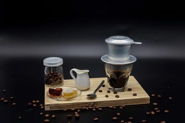 The material of the coffee filter determines the taste of the coffee.