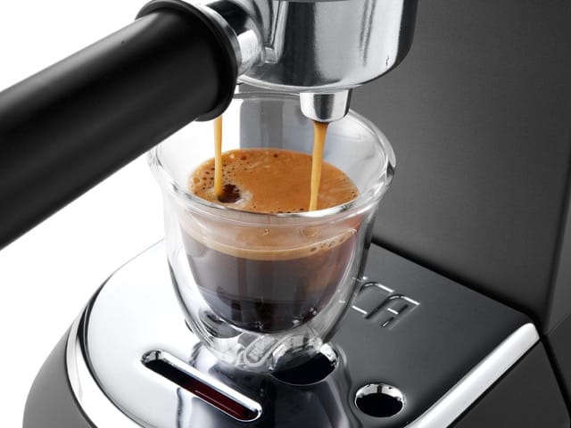 Espresso coffee machine