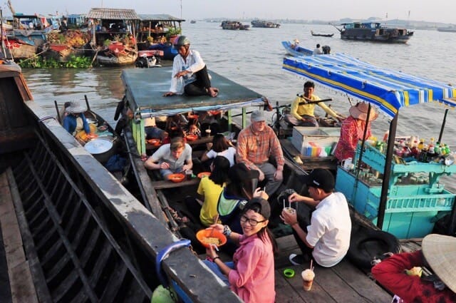 Long Xuyen Floating Market