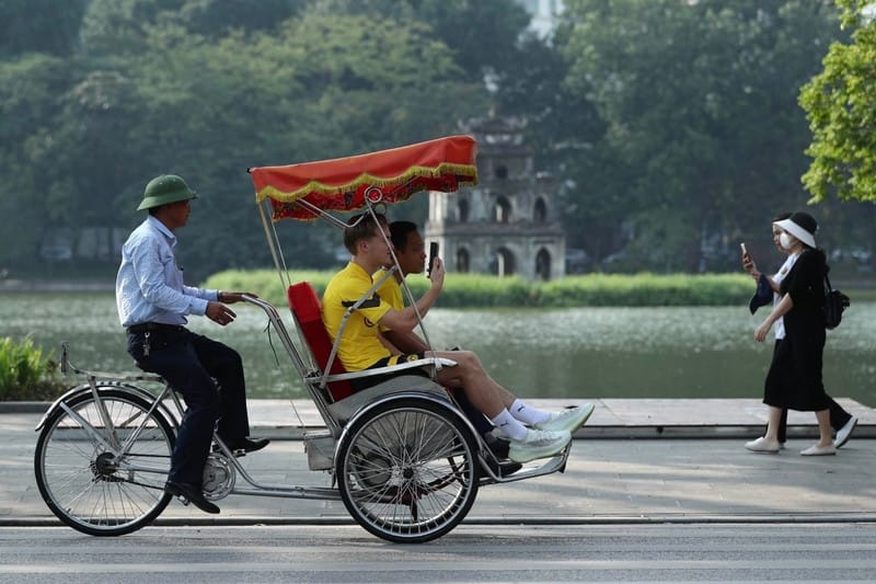 Cyclo Vietnamese Around Hoan Kiem Lake