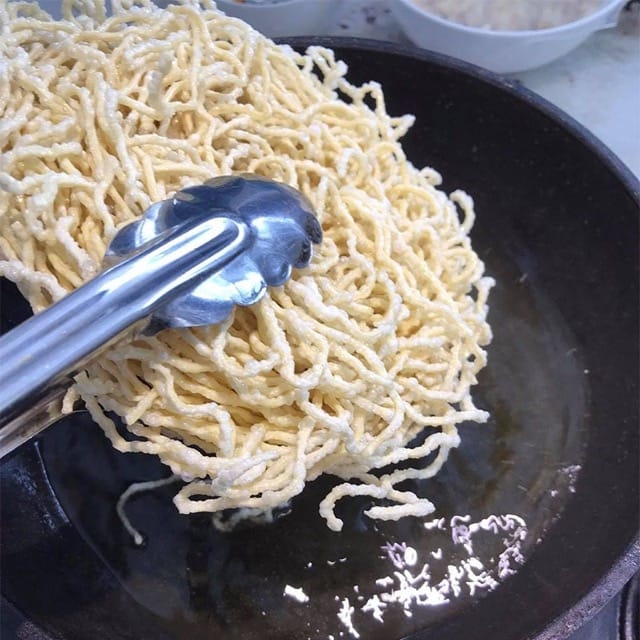 Preparing For A Crunchy Noodles