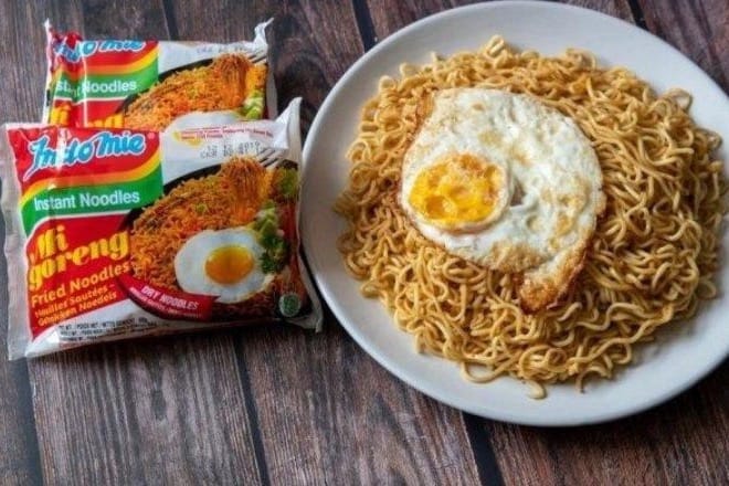 Cooking Mì Trộn With Instant Noodle