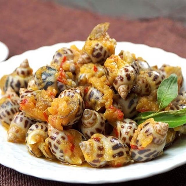 Seafood in Garlic Margarine Sauce