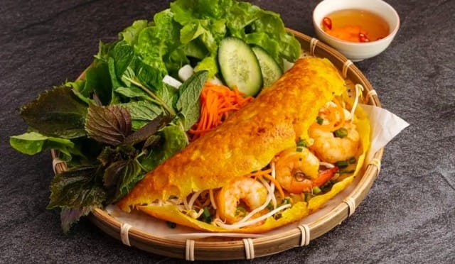 Vietnamese Crepe (Bánh Xèo)