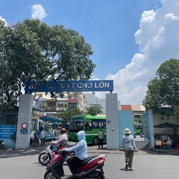 Cho Lon Market Bus Station