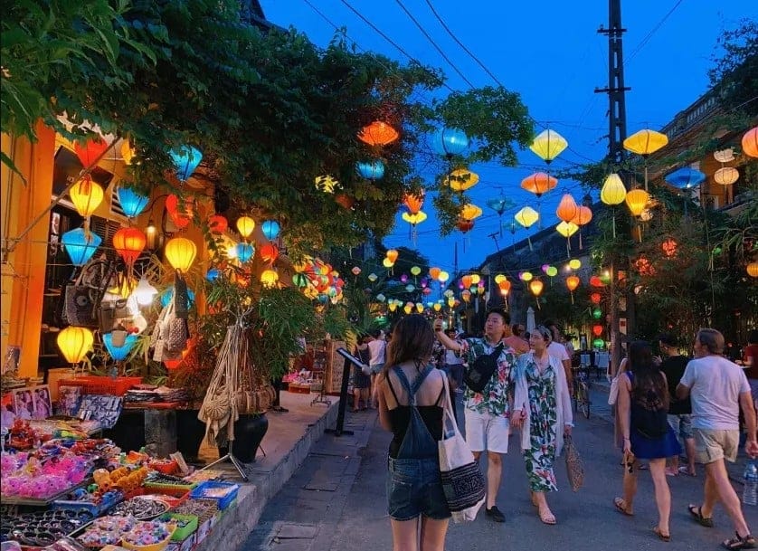 What to Wear in Vietnam