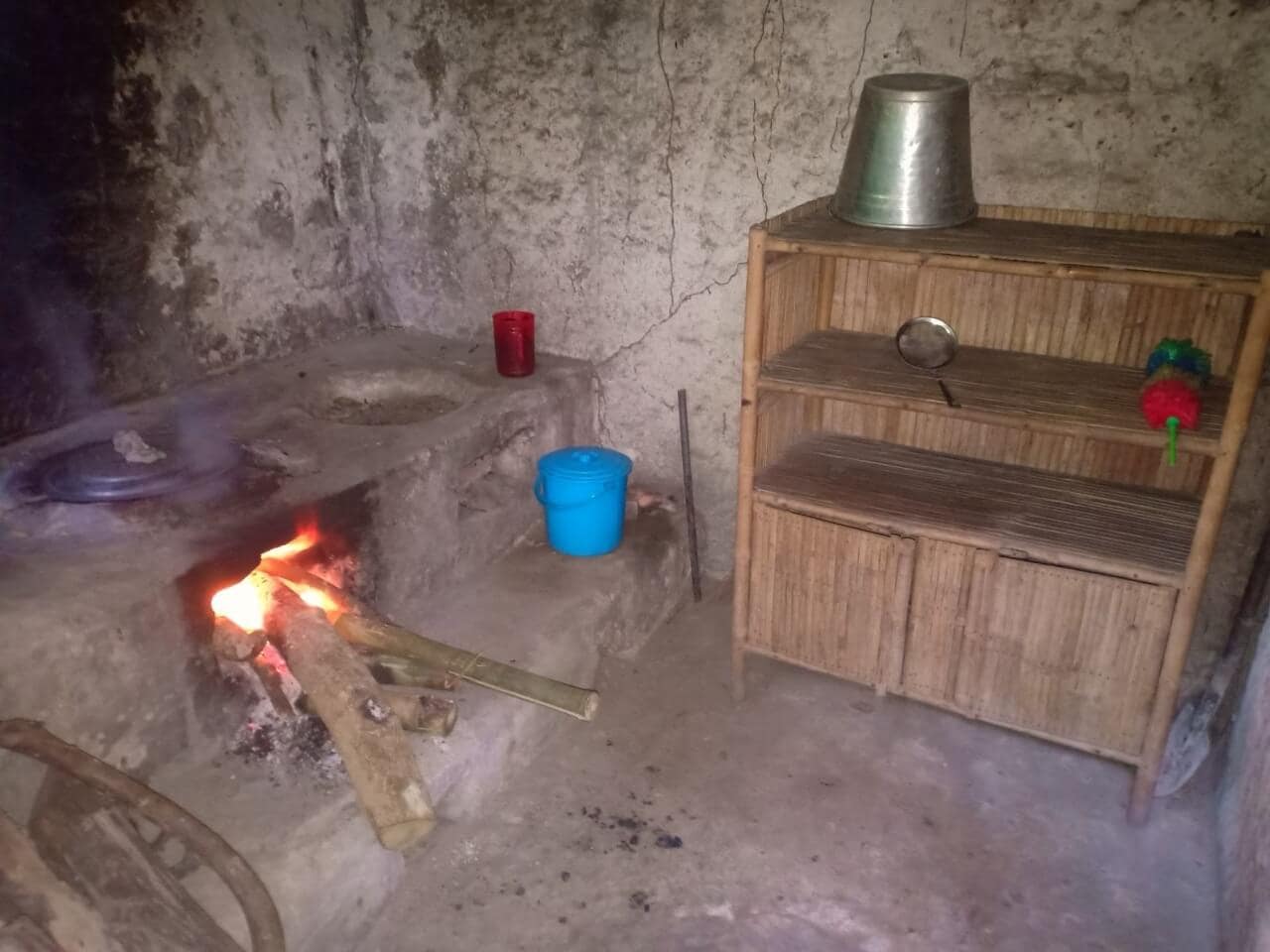 hoang cam kitchen