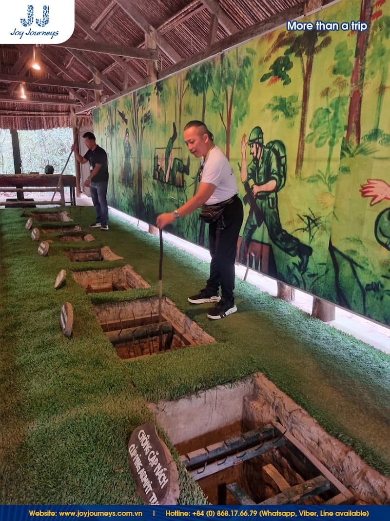Saigon History & Cu Chi Tunnels with War Museum Tour