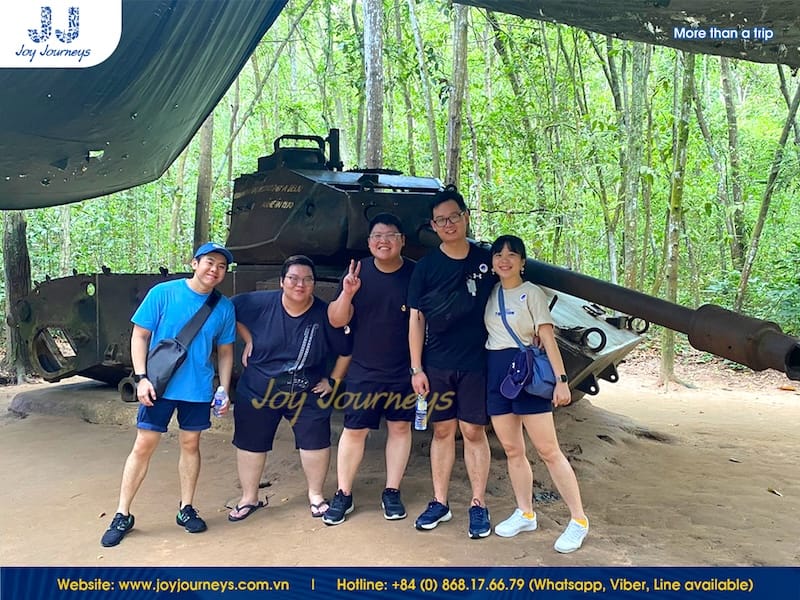 What guns can you shoot at Cu Chi Tunnels?