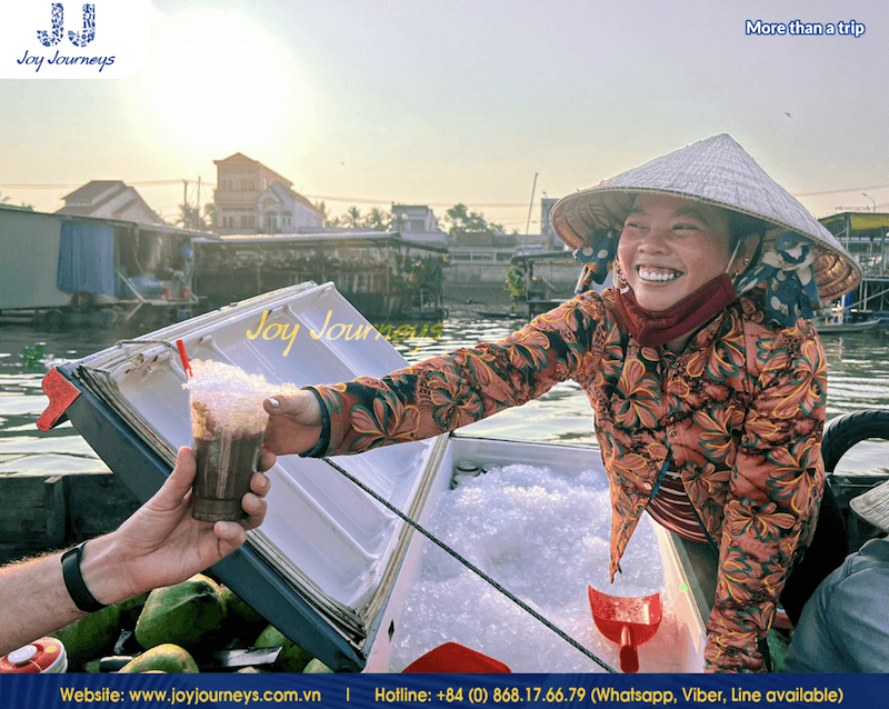 Cai Rang 'The Biggest' Floating Market Mekong Delta Can Tho 2-Day Tour