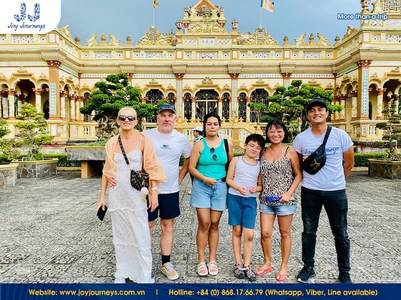 Visit the Vinh Trang Pagoda