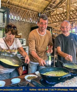 3-Day Package Tour: Cai Rang 'The Biggest' Floating Market Mekong Delta + Cu Chi Tunnels