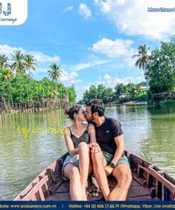 3-Day Package Tour: Cai Rang 'The Biggest' Floating Market Mekong Delta + Cu Chi Tunnels