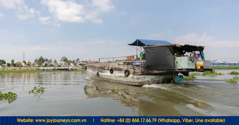 Introduction to Floating Fish Farms Mekong