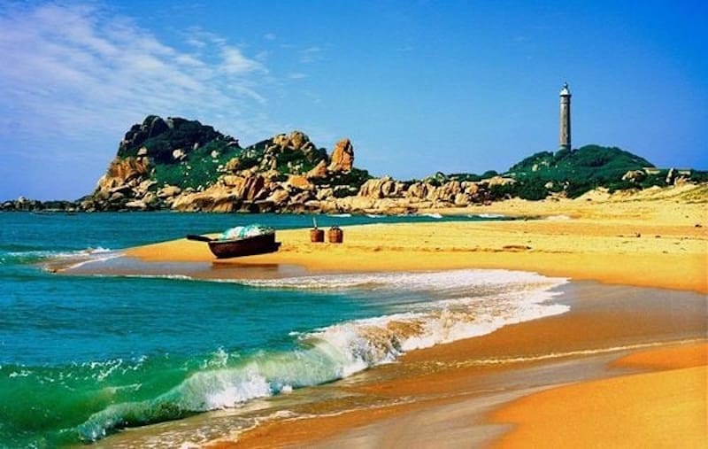 Mui Ne beach - Phan Thiet: The Adventure & Scenery Destination