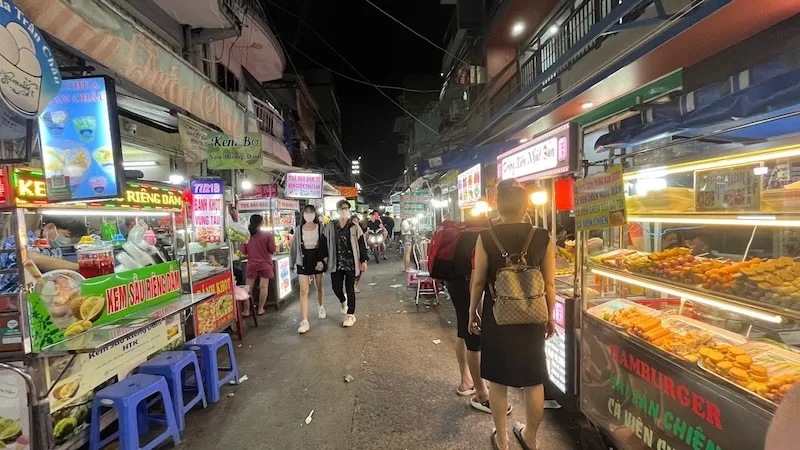 Food safety at Vietnam street markets